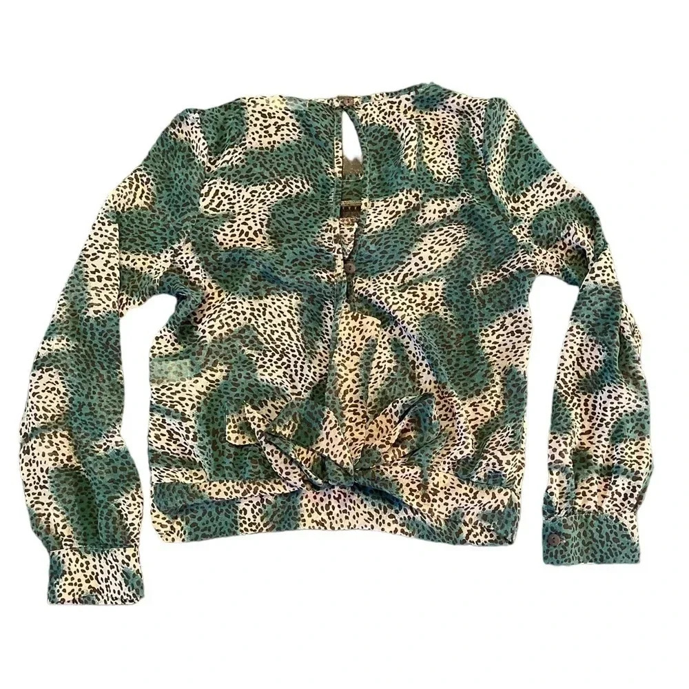 Blu Pepper Animal Print Long Sleeve Blouse | Women's S - Picture 4 of 6